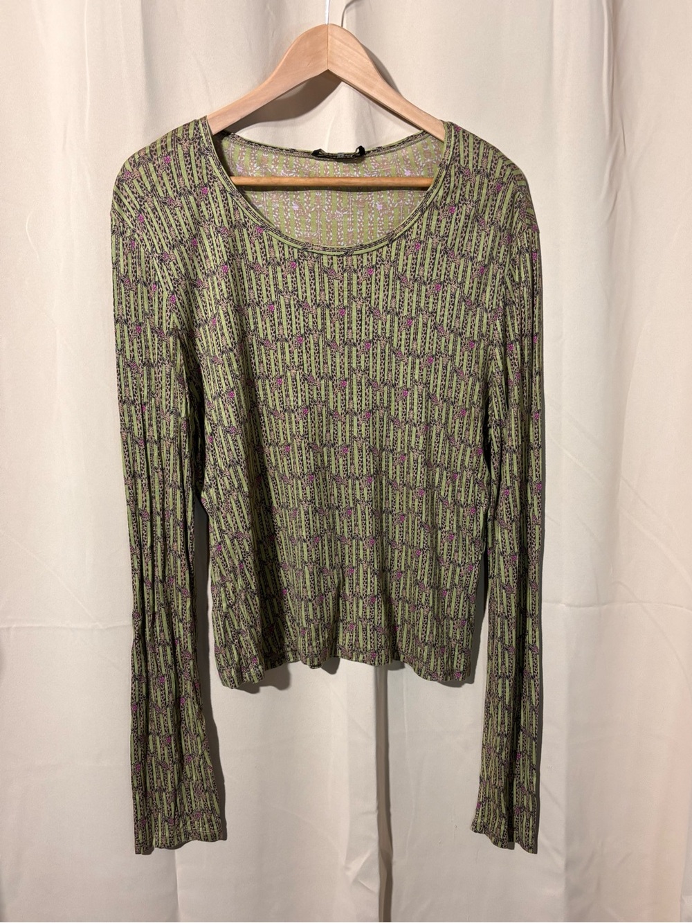✨ EUC Weekend Max Mara Giraffe Print Long Sleeve Top ✨